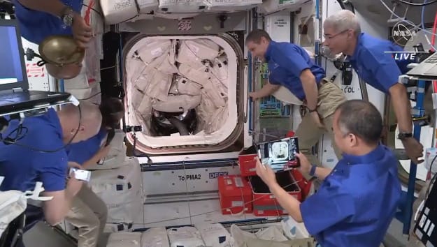 Landolt a Nemzetközi Űrállomáson a SpaceX űrhajója