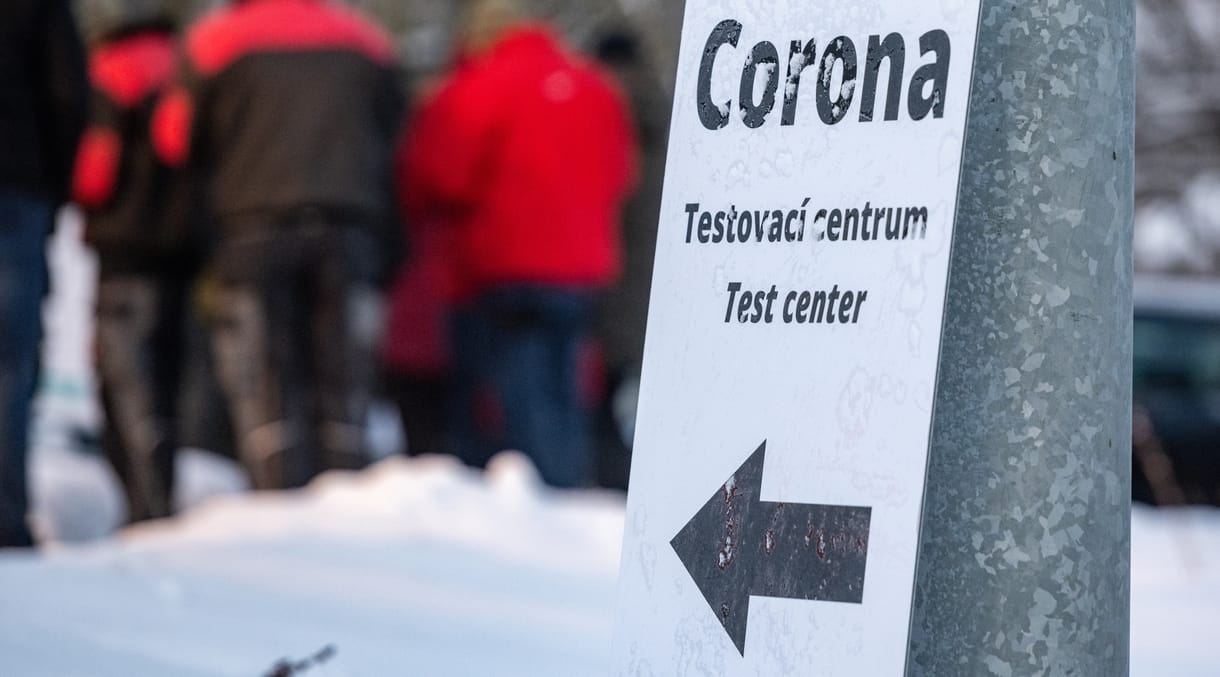Az eddigi legszigorúbb korlátozások jönnek Csehországban