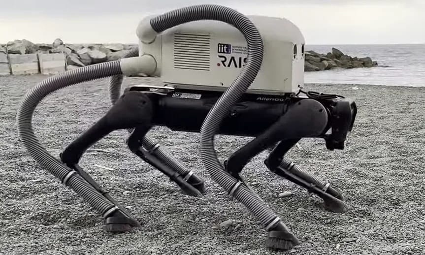 Porszívót szereltek a robotkutya lábaira, és ennek tényleg van értelme: felszedi a csikkeket