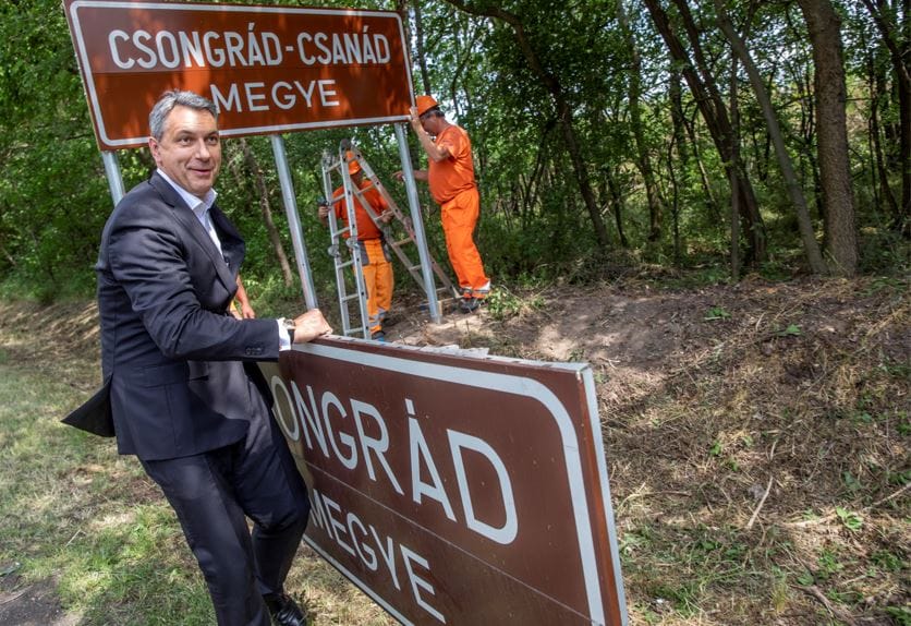 Lázár Jánosnak megvannak az eszközei, hogy haptákban álljanak előtte a polgármesterek