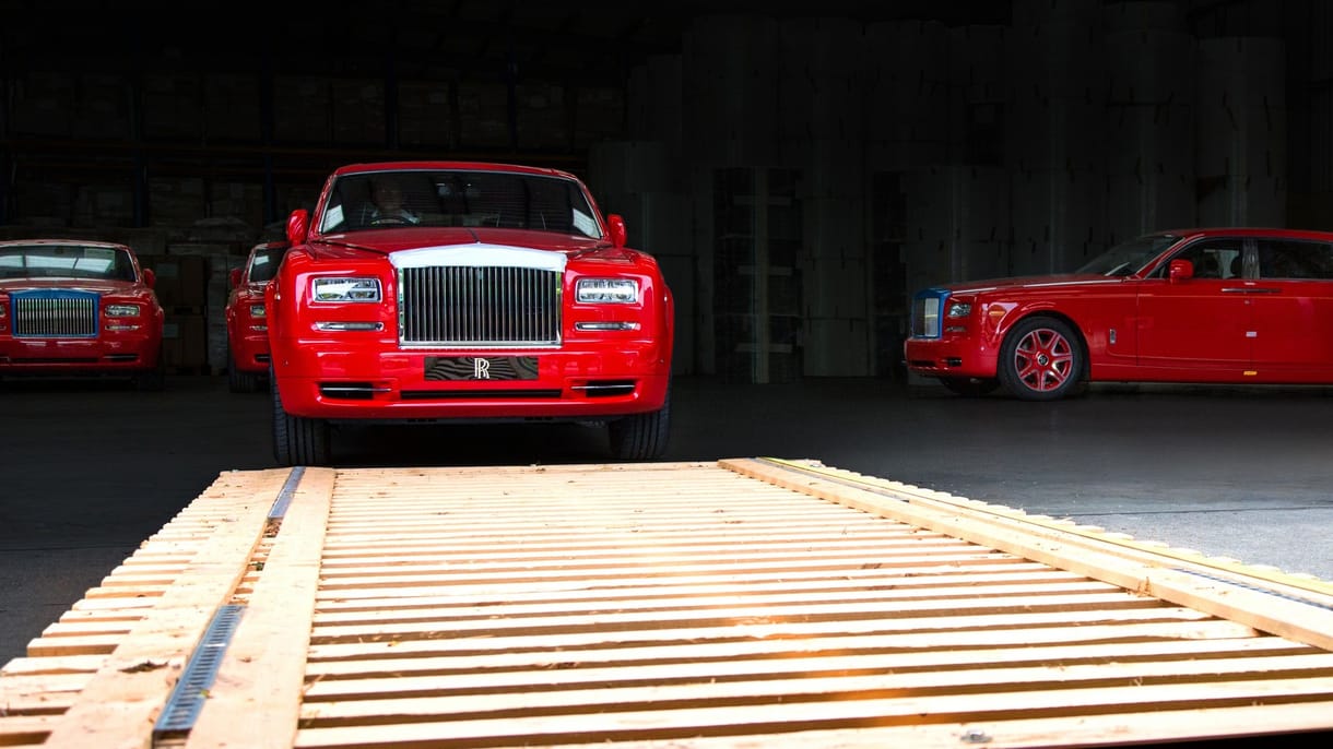 Elkészült minden idők legnagyobb Rolls-Royce flottája