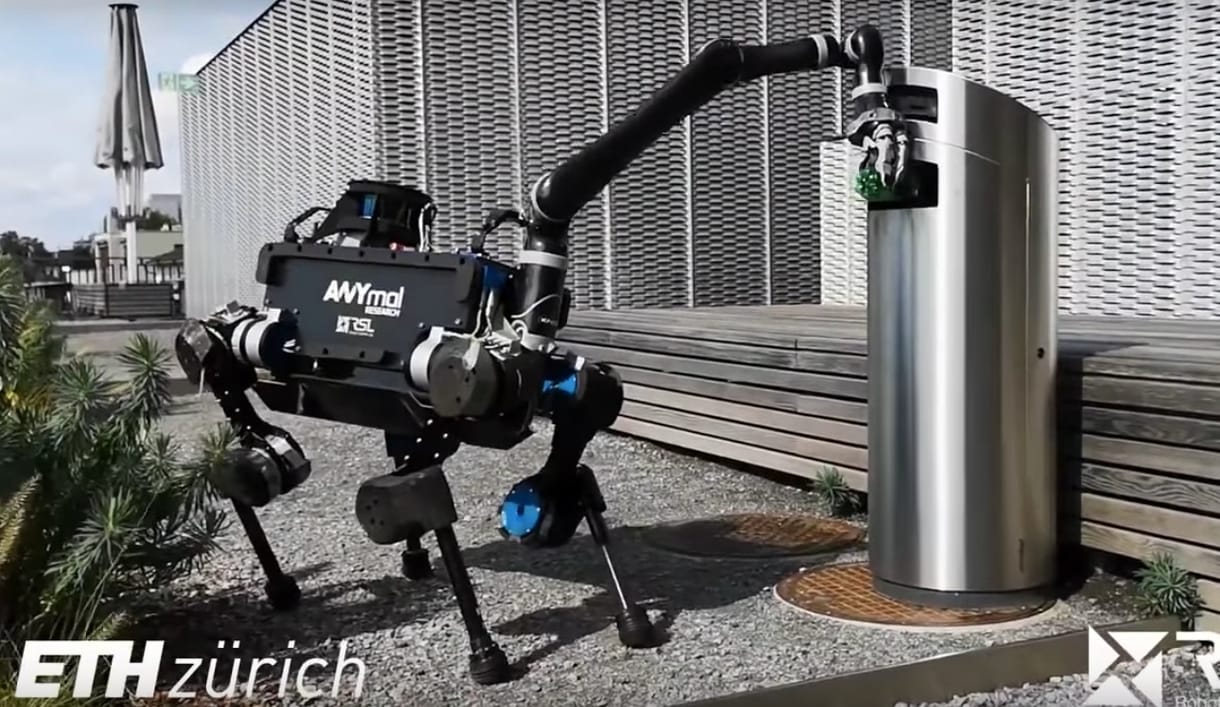 Okosabb az embernél: a szemetet is összeszedi ez a svájci robot – videó