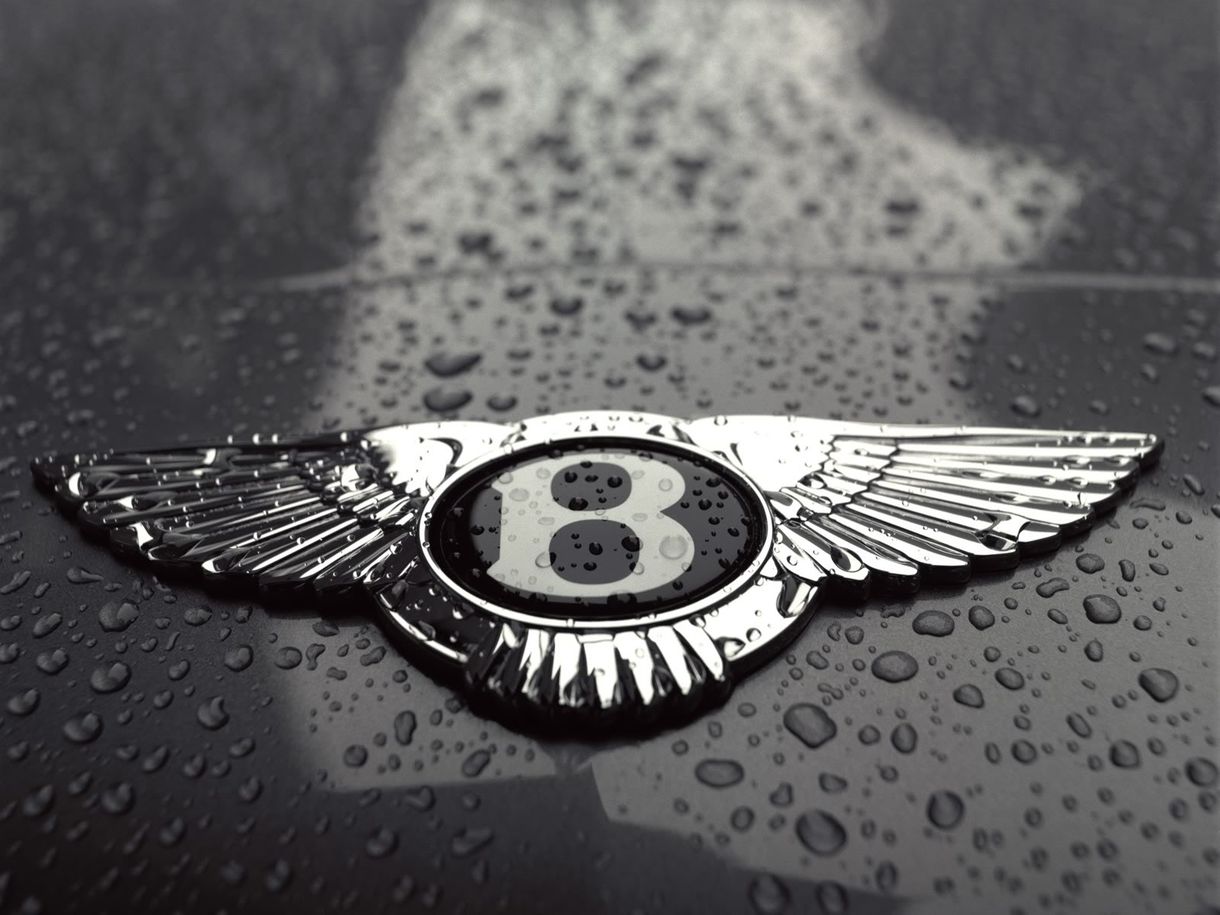 A világ leggyorsabb szabadidőautója készül a Bentley-nél?