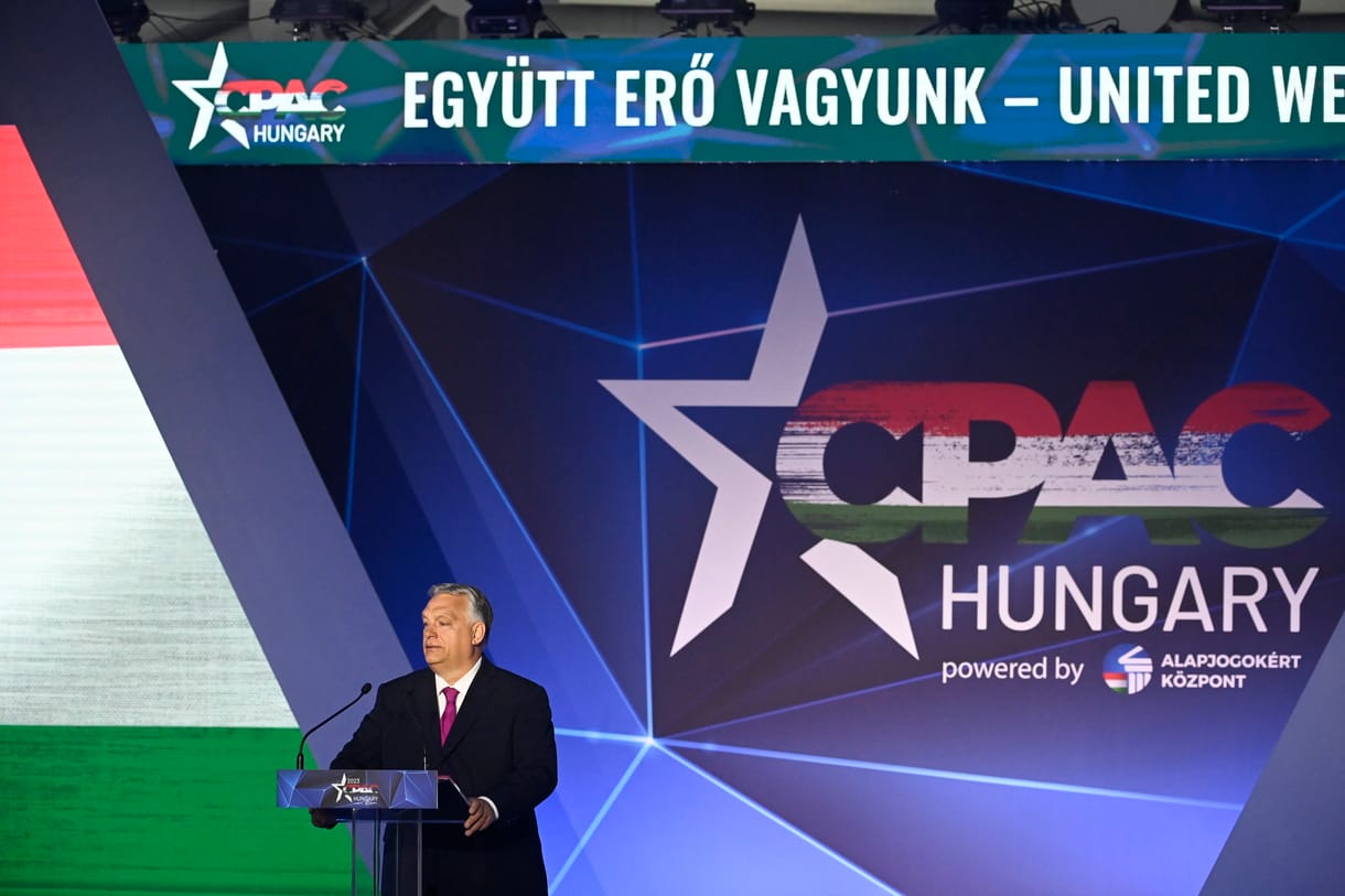 Tóta W.: CPAC, titkos záradék
