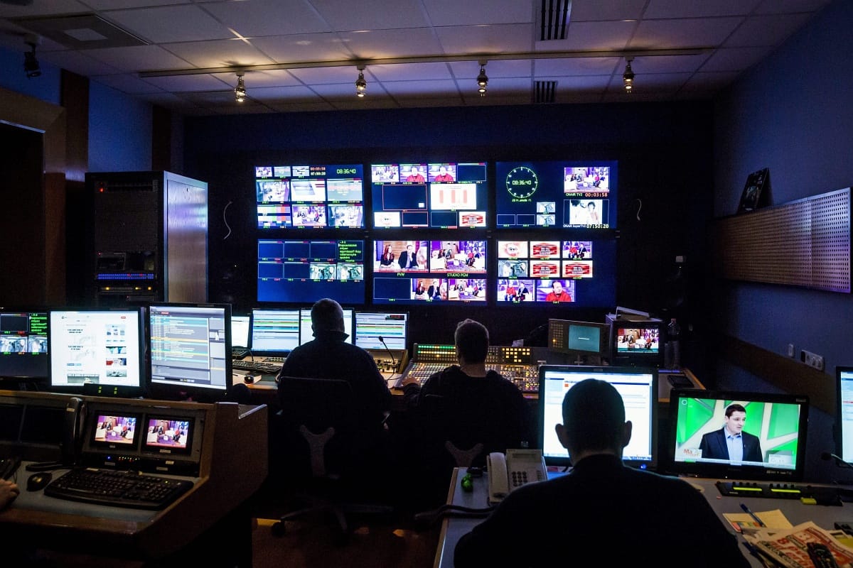 Tiltakozás: 15 percre elsötétül a TV2 és az RTL Klub