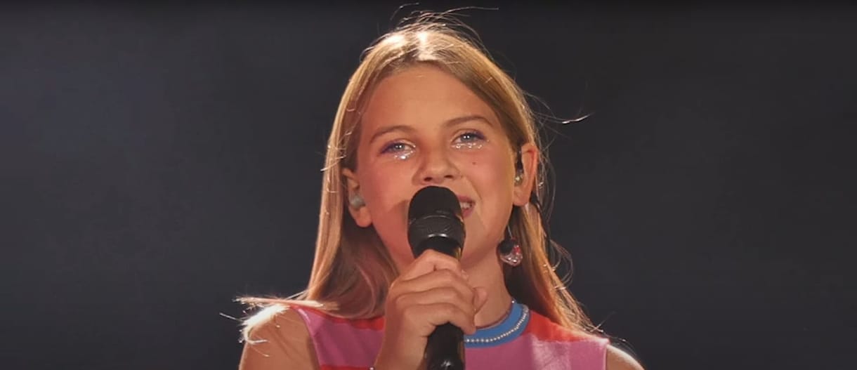 Így énekel Pink 11 éves lánya anyja egy arénakoncertjén
