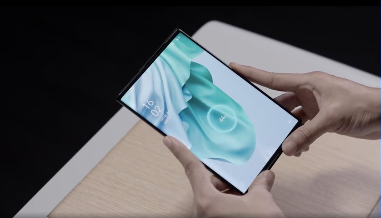 Videó: Az Oppo is megmutatta, hogyan tölti távolról a telefont