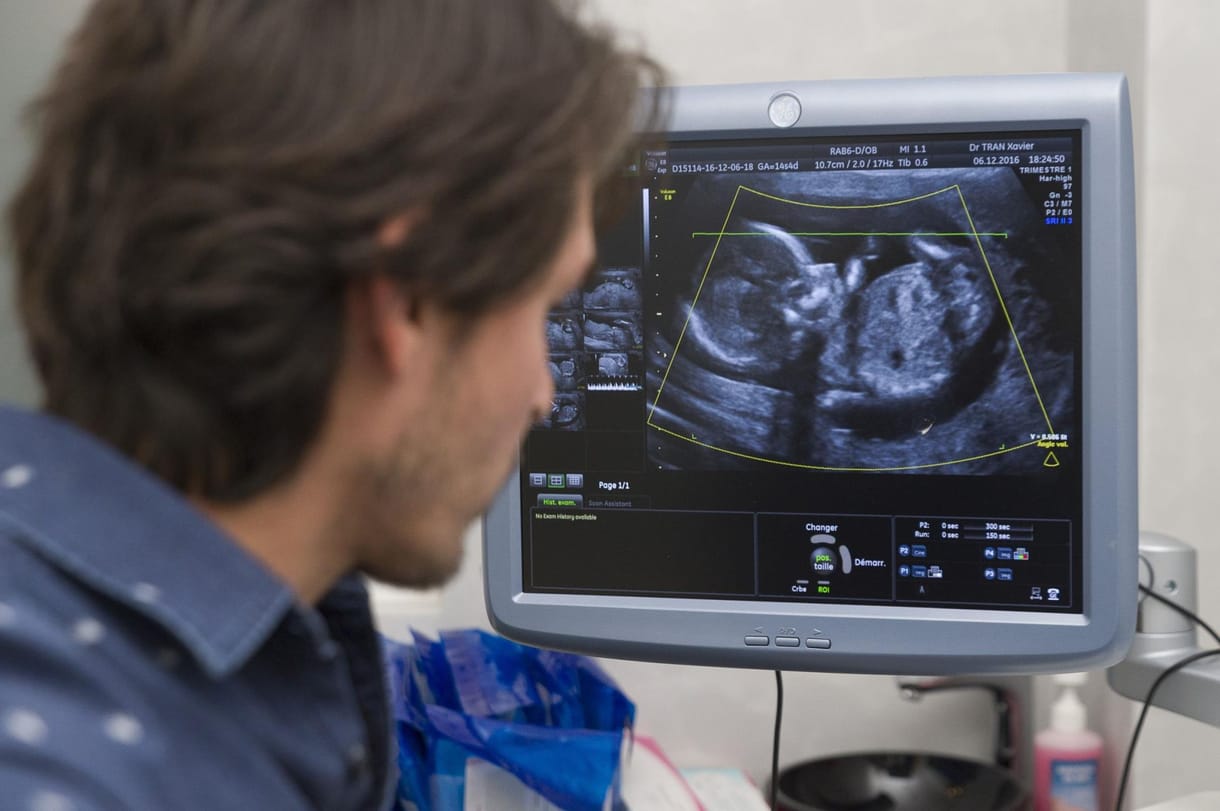 Stressz, zokogás, Vadnyugat – Lehetetlen helyzetbe hozta a kismamákat az új egészségügyi törvény