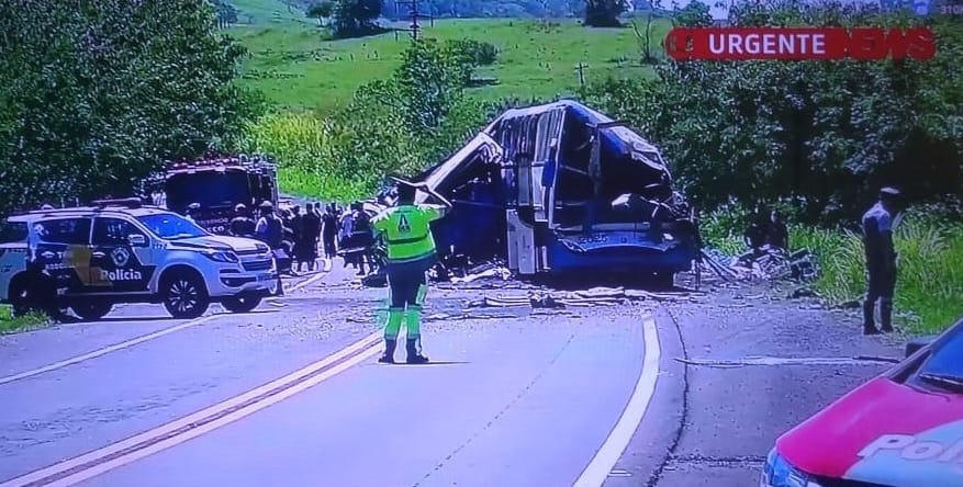 Negyvenen meghaltak egy buszbalesetben Brazíliában