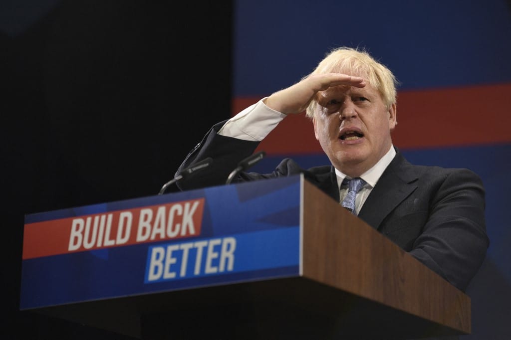 Boris Johnson megzsarolhatta azt a tizenkét konzervatív képviselőt, akik meneszteni akarták