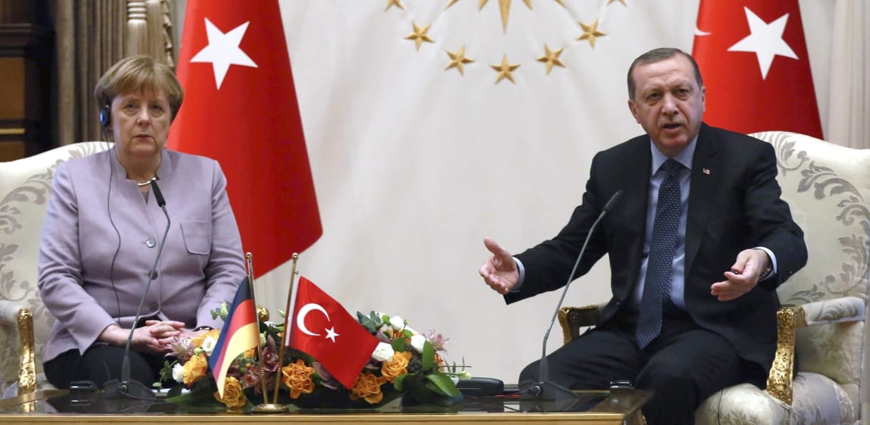 Erdogan kikérte magának Merkel szavait közös sajtótájékoztatójukon