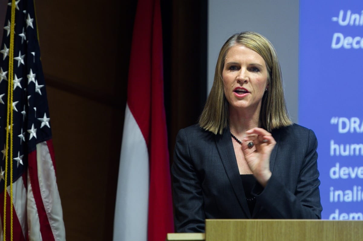 Colleen Bell értékelte az elnökválasztást, és Orbánnak is odamondott egyet