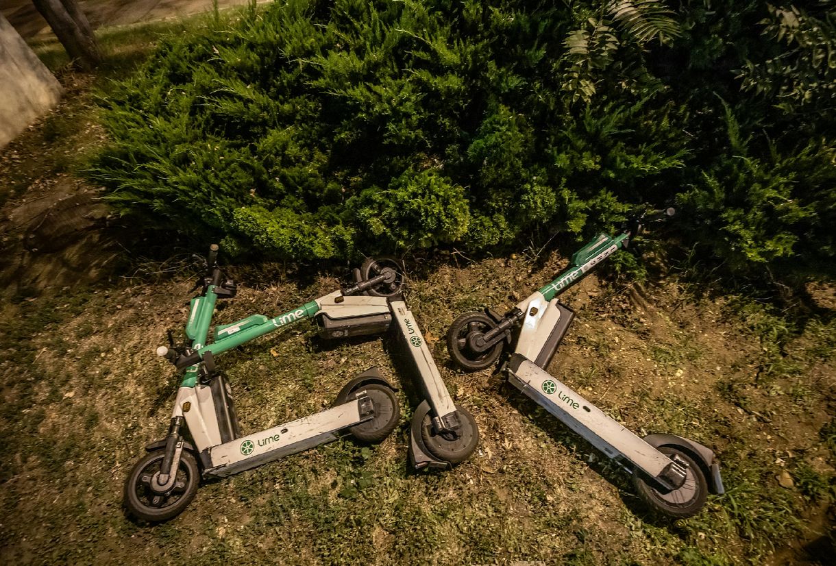 Beszólt a gyalogos a rolleresnek, aki úgy megütötte, hogy életveszélyesen megsérült