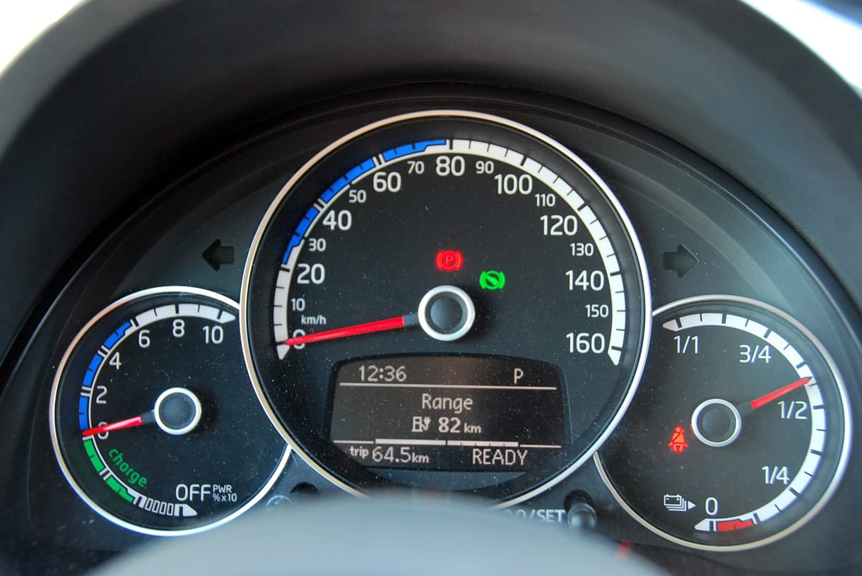 Elektromos autók a valóságban – volt, amelyik alig 80 km-t ment