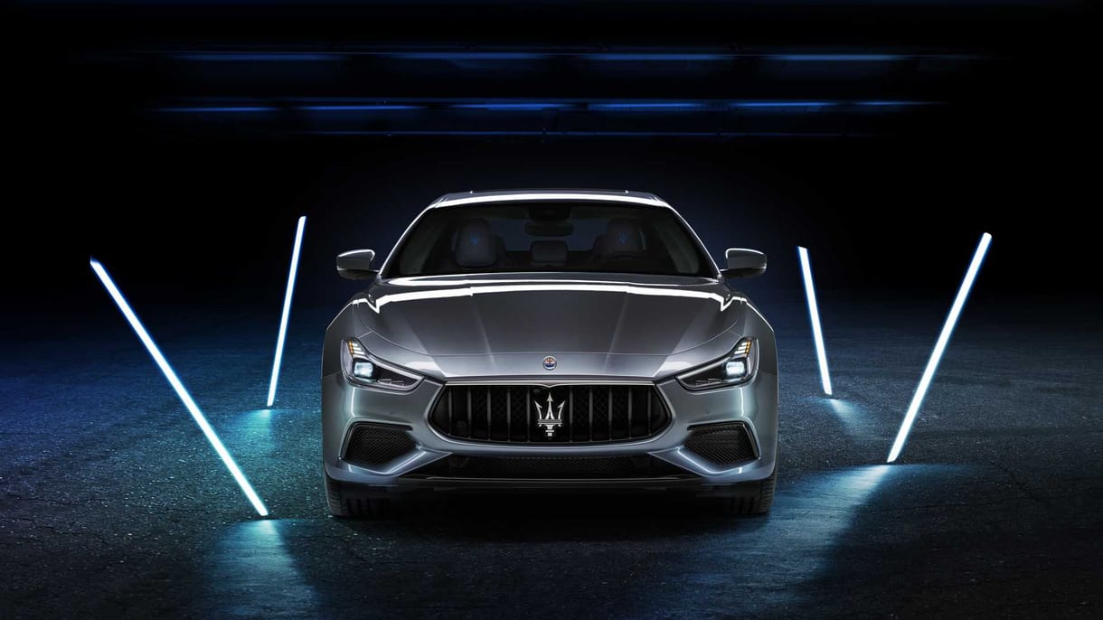 Magyarországon az első hibrid Maserati