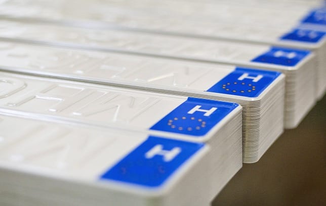 A nap fotója: a magyar rendszám, ami 40 évvel megelőzte a korát