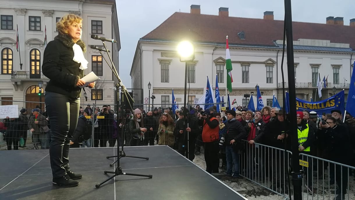 Az Emmi beperelné Bangóné Borbély Ildikót