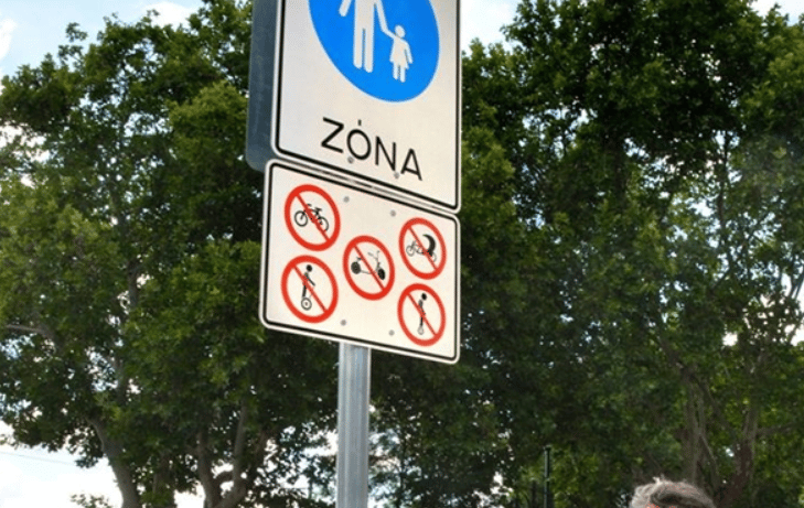 Egymást nyírják a rolleresek, gyalogosok, biciklisek, de kinek hol a helye?