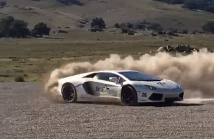 Kibérelte a Lamborghinit, 13 milliós bírságot szedett össze gyorshajtásért – alig 4 óra alatt