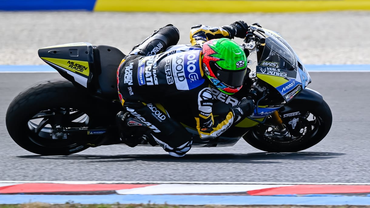 Balesetet szenvedett a 18 éves Varga Tibor a MotoGP betétfutamán 