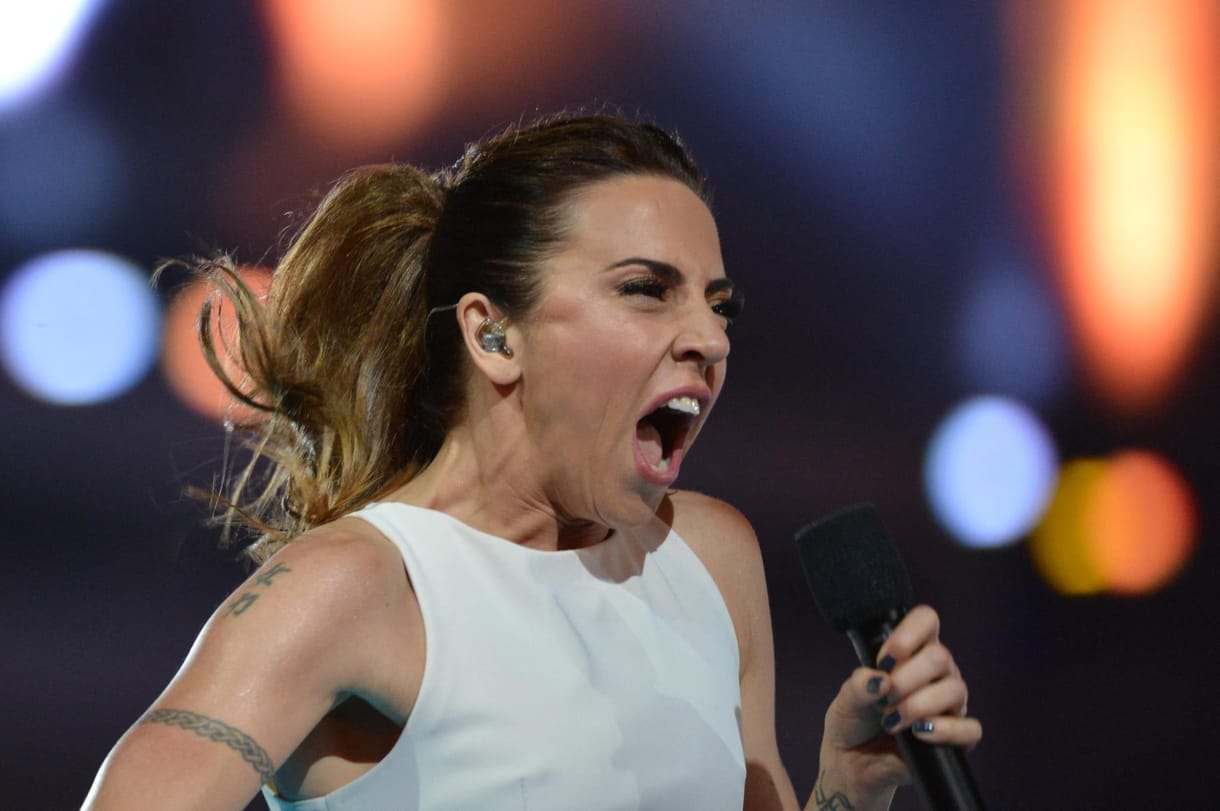 Szexuálisan zaklatták a Spice Girls énekesét élete első nagykoncertje előtt