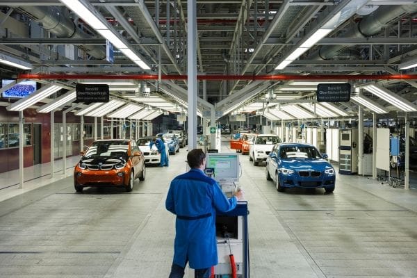 Fél éves várólista van a BMW elektromos autójára