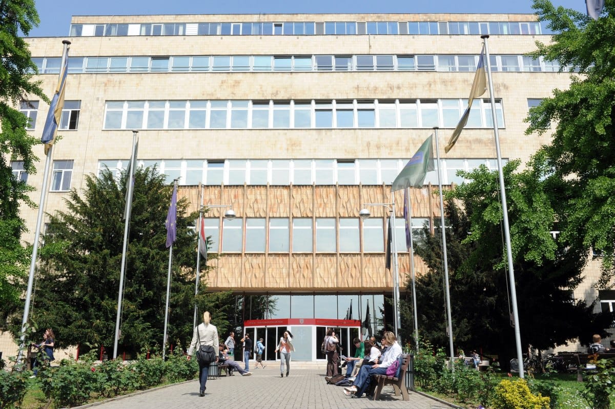 A PTE hallgatói és alkalmazottai elutasítják a modellváltást