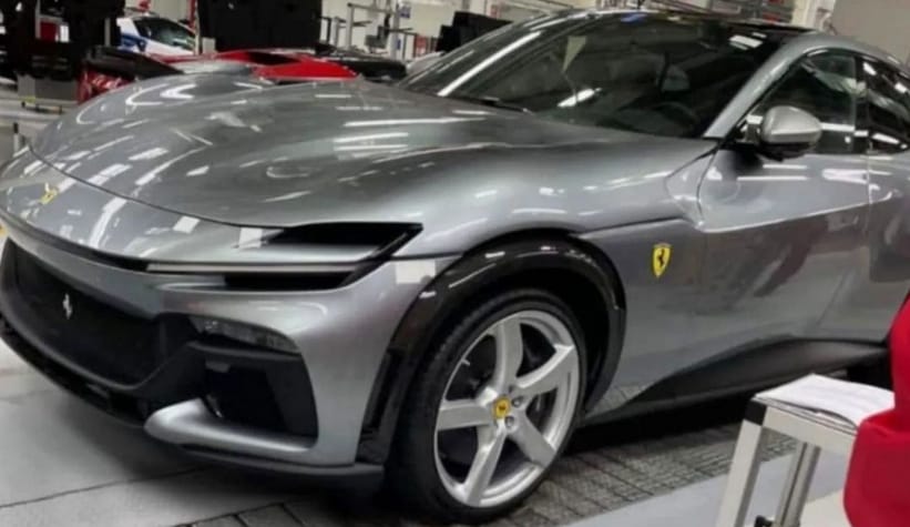 Kiszivárgott fotókon a Ferrari első szabadidő-autója