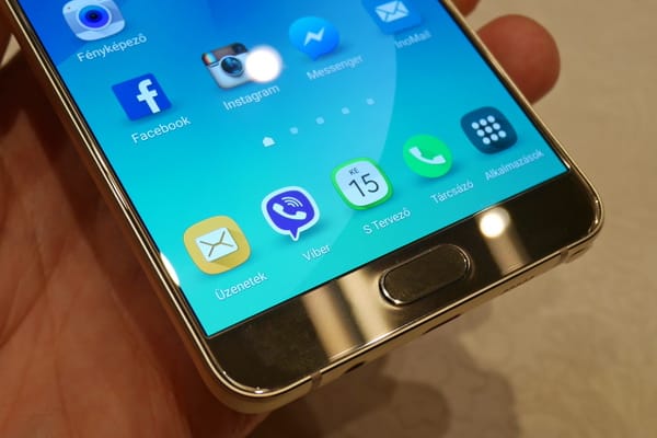 Brutális akkumulátort kaphat a Samsung új csúcstelefonja