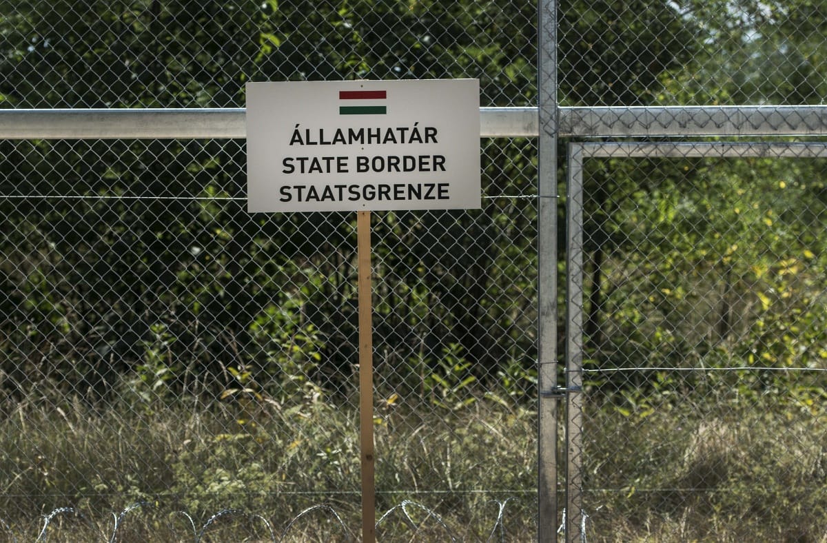 Egy hét múlva már elkészül a határzár