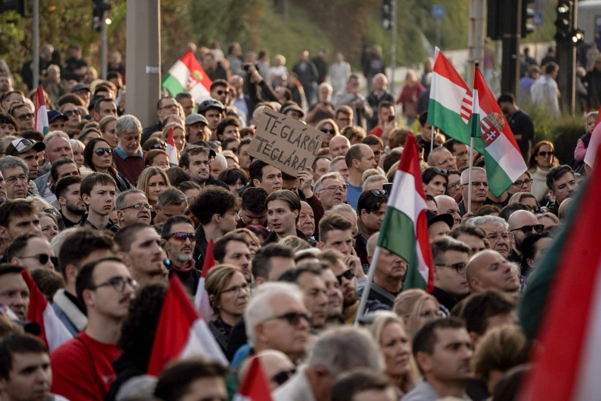 Magyar Péter jelöltválogatása: jönnek a lúzerek, a naivak, és akik mindent egy lapra tesznek fel, mint ő