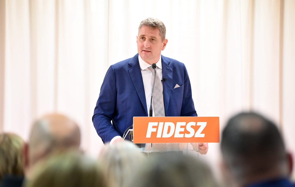 Egerben legyőzte a fideszes Vágner Ákos Mirkóczki Ádámot