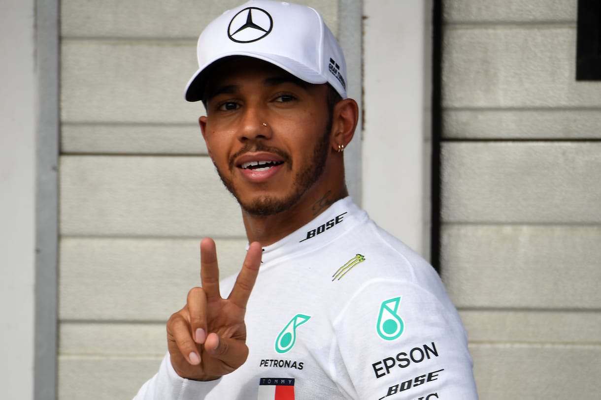 Lewis Hamilton szívszorító szavakkal búcsúzott Niki Laudától