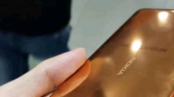 Fotók szivárogtak ki: ilyen lesz az új Nokia csúcstelefon?