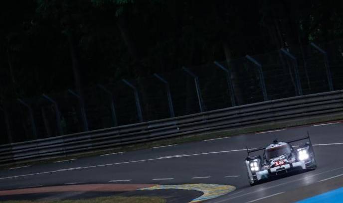 Egyelőre nincs ellenszer a Porschék tempójára Le Mans-ban