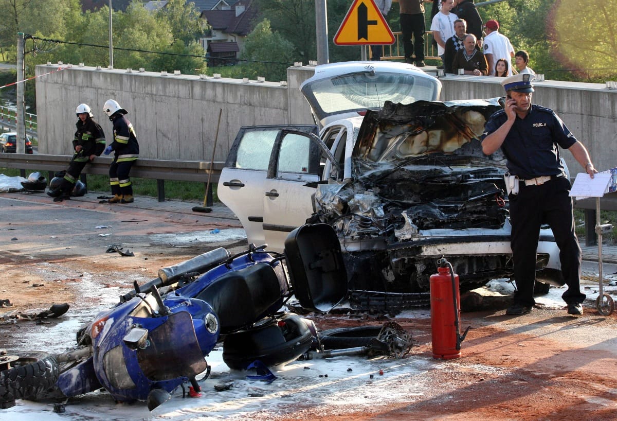 A Péterfybe szállították a lengyel motorbaleset sérültjét