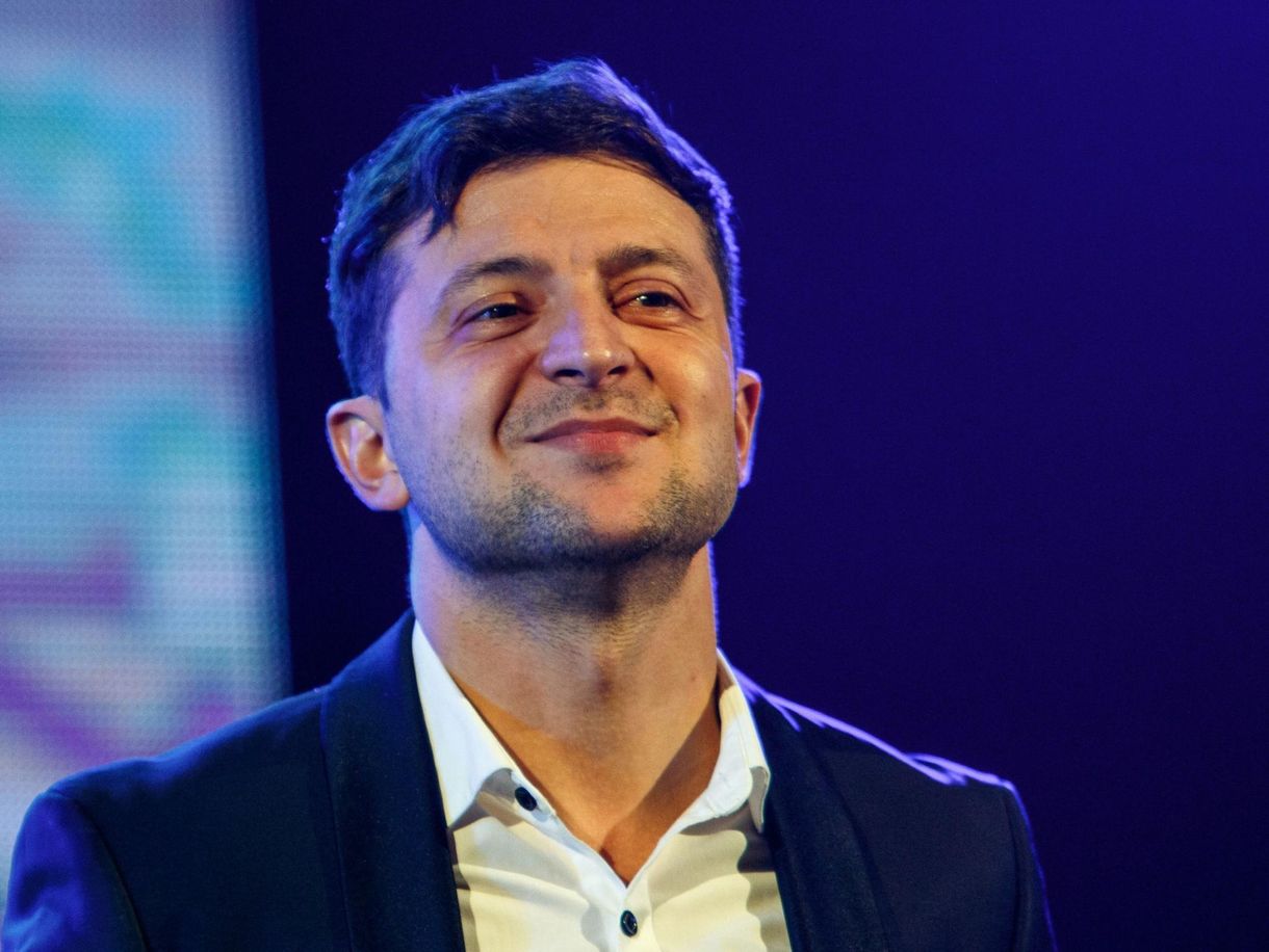 Tévés személyiségekkel töltötte fel hivatalát az ukrán elnök
