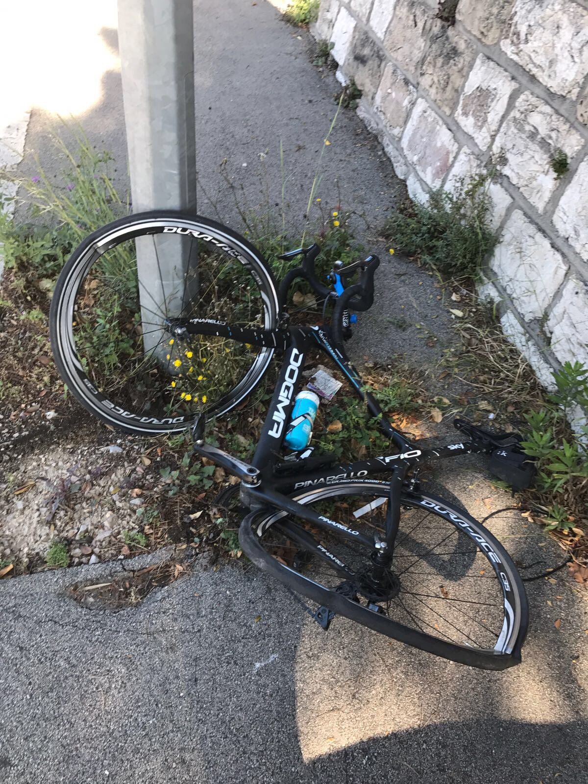 Elütötték Chris Froome-ot