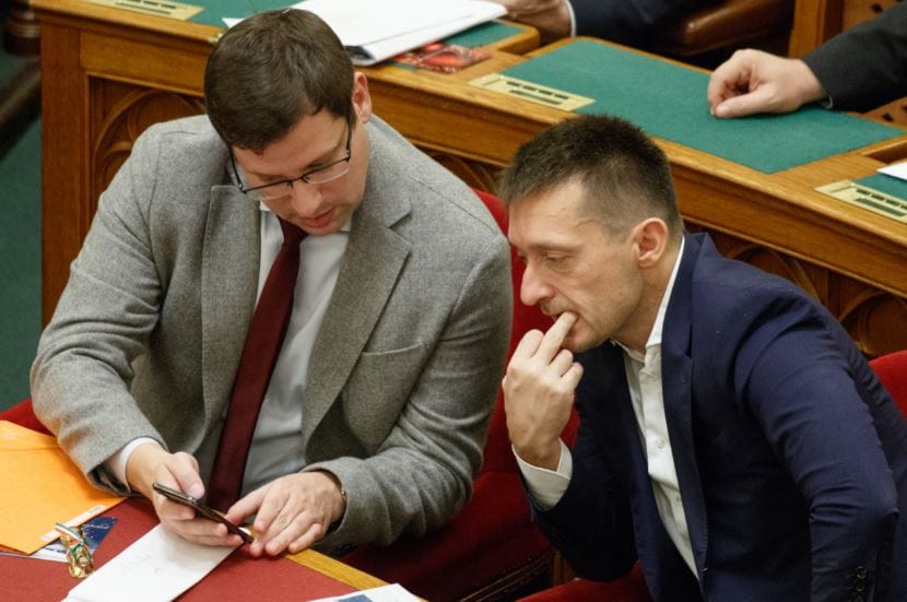 Rogán Antal helyett Gulyás Gergely felügyeli az Esterházy-kastély működtetését