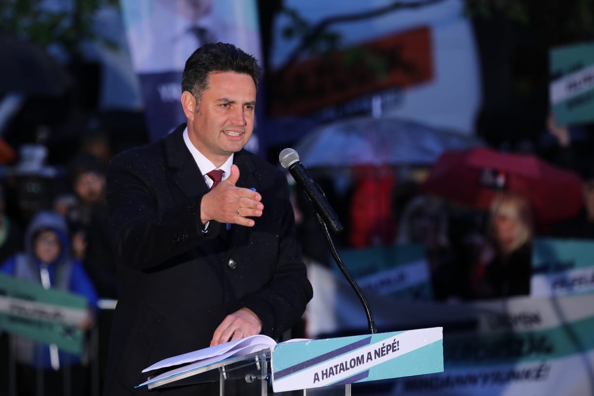 Márki-Zay az ellenzéki kampányzárón: “Orbán Viktor szégyen lett, de most lemoshatjuk ezt a gyalázatot”