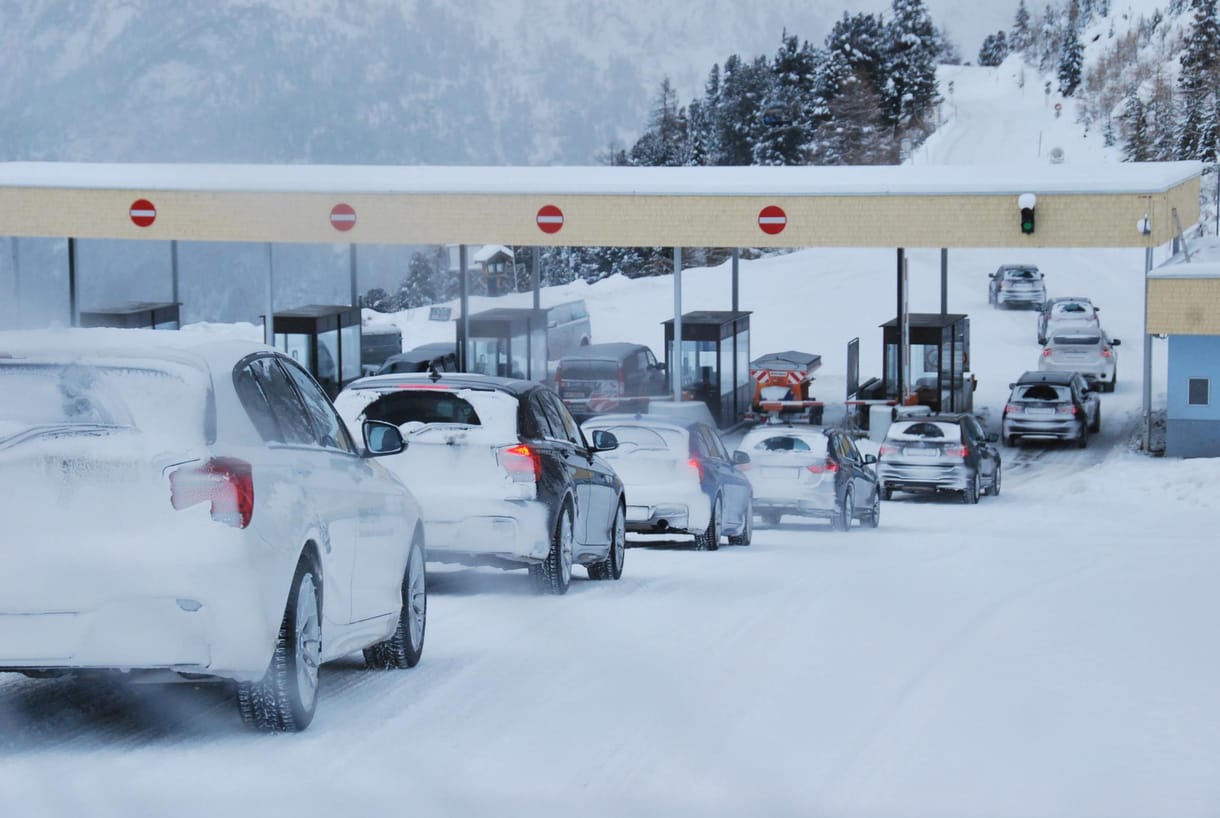 Hogyan vezessünk havon - téli tréning a BMW-vel