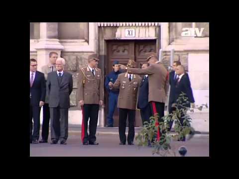 Orbán saját pocakjának ügyében nem illetékes
