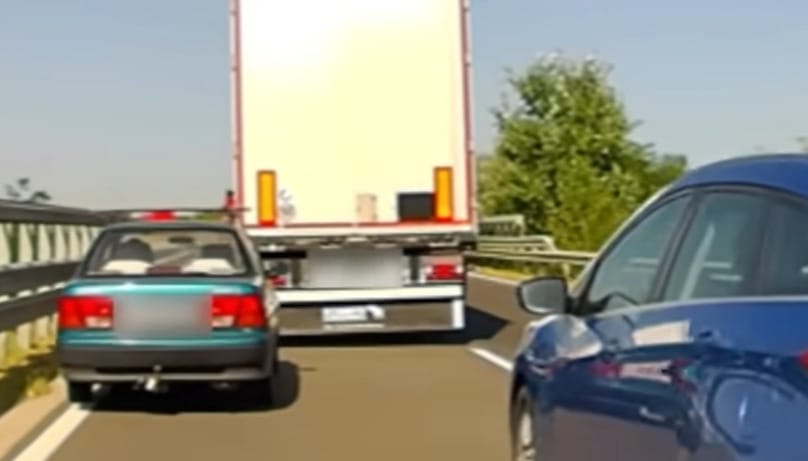 Az ilyen helyszíneken kódolva vannak a konfliktusok az autósok között – videó