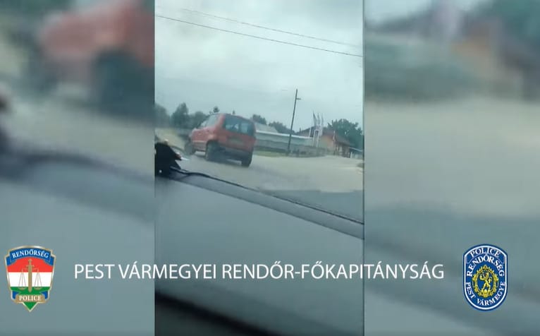 Kis kocsival, de nagy önbizalommal menekült egy autós a rendőrök elől Sülysápon – videó 
