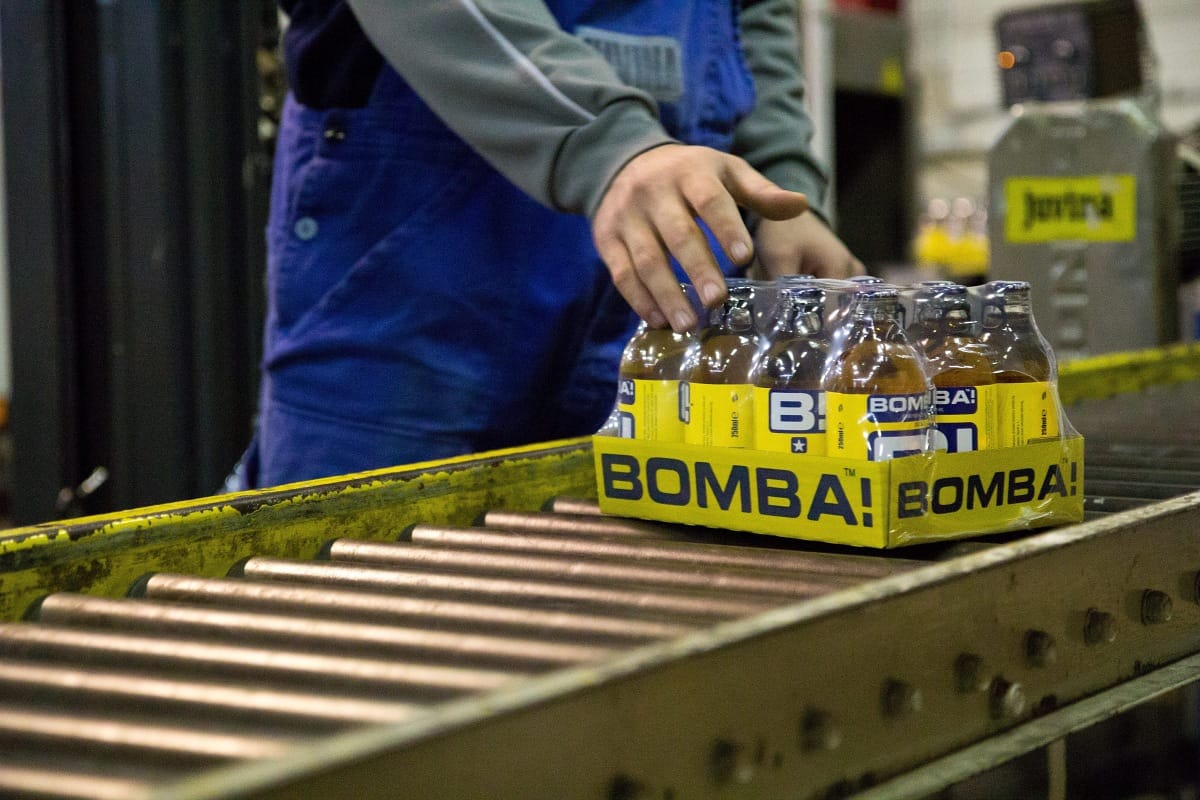 Csak szépségtapasz a Hellnek, hogy elmeszelték a Bombát