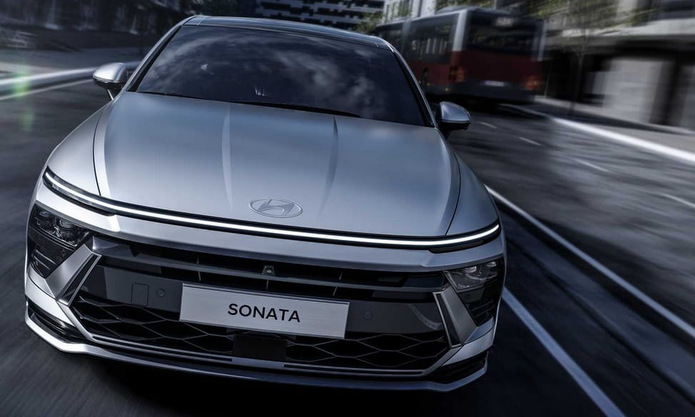 Élet a SUV-okon túl: íme a Hyundai látványos új szedánja, a Sonata
