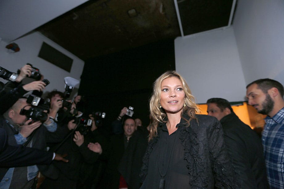 Kate Moss gyönyörű Porsche 911-et kapott szülinapjára