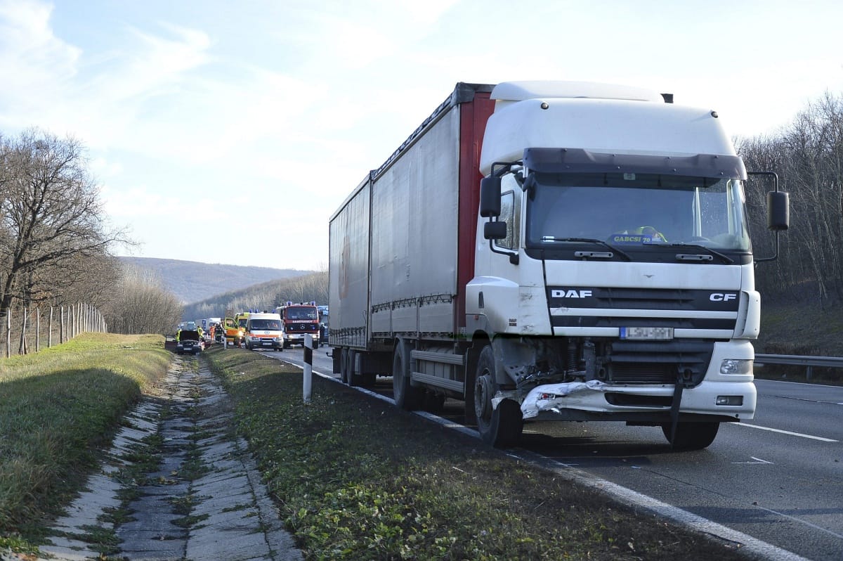 Vége a külföldiek trükközésének a fuvarozásban