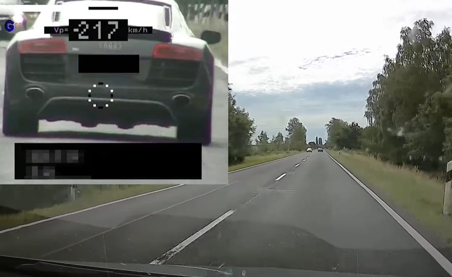 Videó: 217-tel előzte meg a rendőrautót egy Audi R8-as Jánosházánál