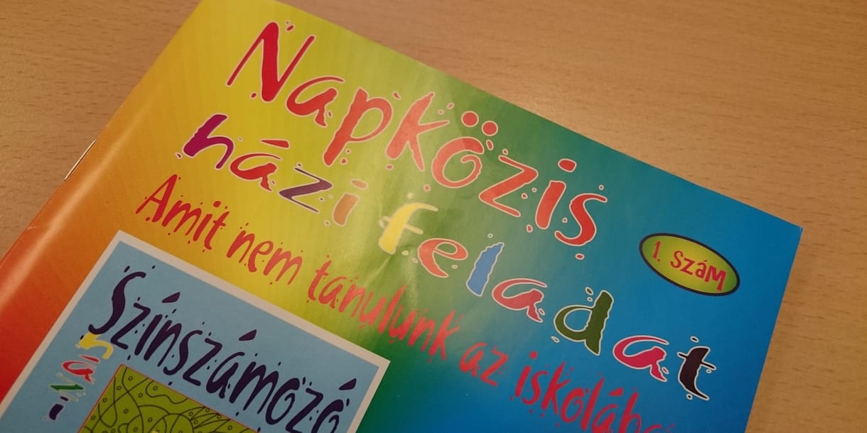 Fütyis színező: megszólal a szexedukátor